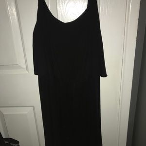 Loose black dress